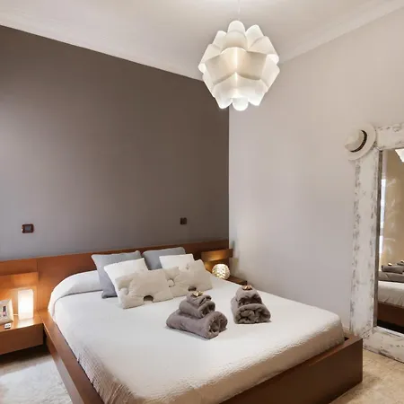 Next To Canteras Charming