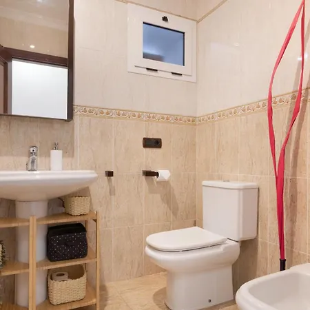 Apartment Next To Canteras Charming
