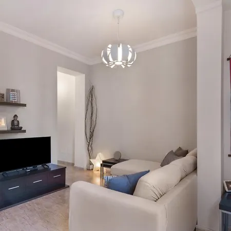 Next To Canteras Charming